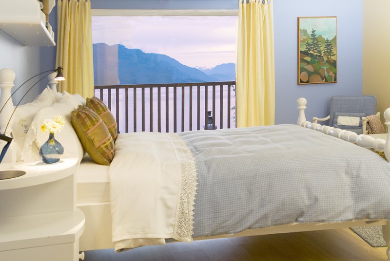 The Dogwood Suite